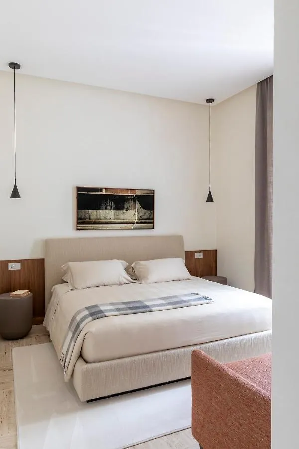 Le Case Di Andrea - Luxe Rome Apartment